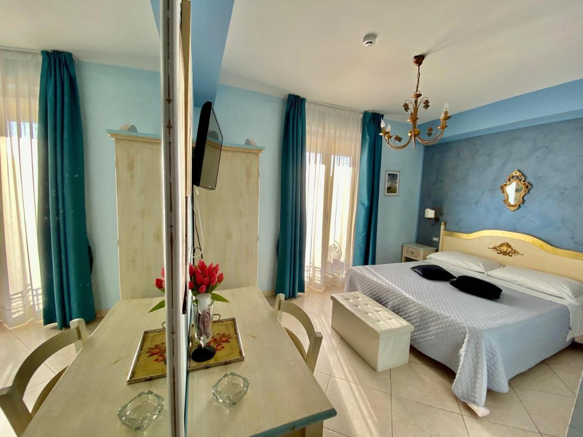 Hotel Scilla Bagian luar foto